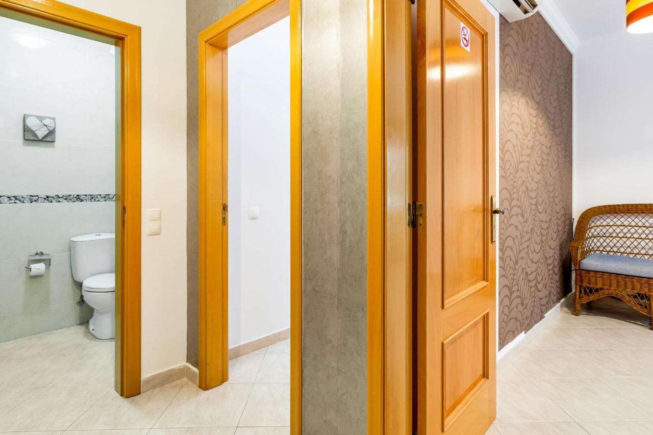 Spacious 2 Bdr Apartment W/ Patio By Lovelystay Armação de Pêra 外观 照片