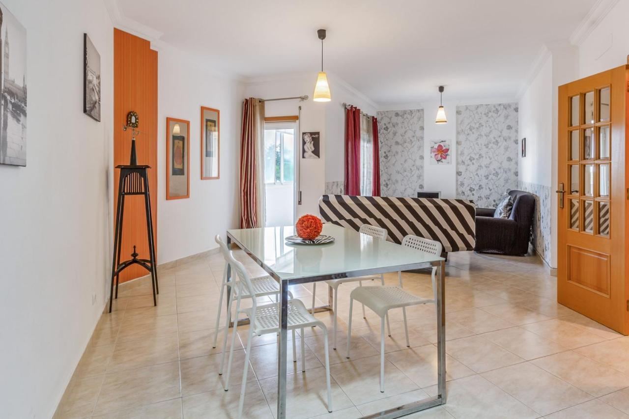 Spacious 2 Bdr Apartment W/ Patio By Lovelystay Armação de Pêra 外观 照片
