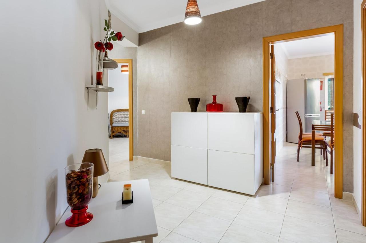 Spacious 2 Bdr Apartment W/ Patio By Lovelystay Armação de Pêra 外观 照片